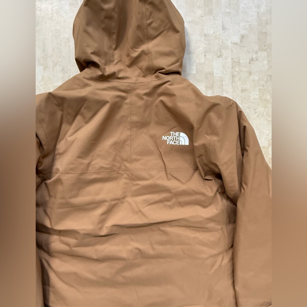 The North Face Mountain Range Down Parka 600 Men's Sz M Utility Brown NWT $400 - Picture 10 of 16